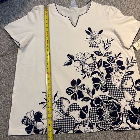 NWT Alfred Dunner White Navy Floral Rhinestone Top Women's Large Cotton - Picture 7 of 7